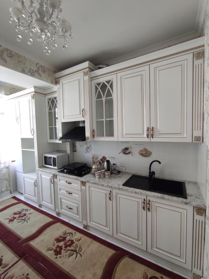 Prestigious Apartment In Bishkek Exterior foto